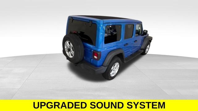 Photo of 2022 Hydro Blue Pearlcoat Jeep Wrangler Unlimited