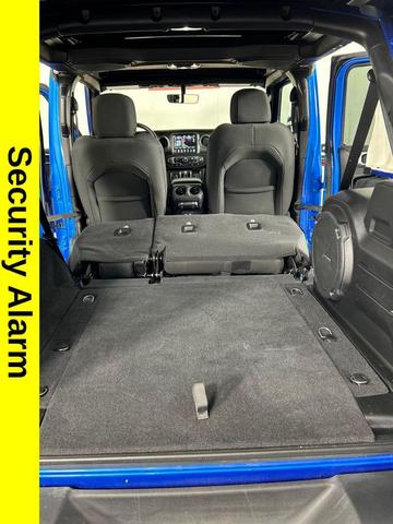 Photo of 2022 Hydro Blue Pearlcoat Jeep Wrangler Unlimited