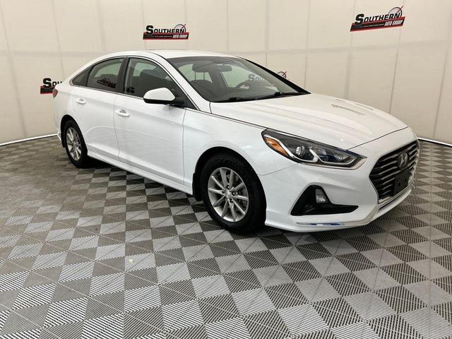 Photo of 2019 Quartz White Pearl Hyundai SONATA