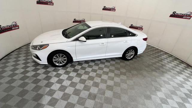 Photo of 2019 Quartz White Pearl Hyundai SONATA