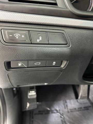 Photo of 2019 Quartz White Pearl Hyundai SONATA