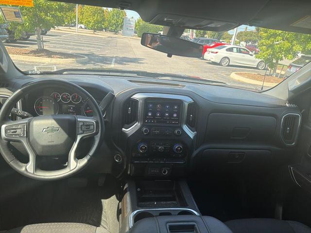 Photo of 2022 Black Chevrolet Silverado 1500