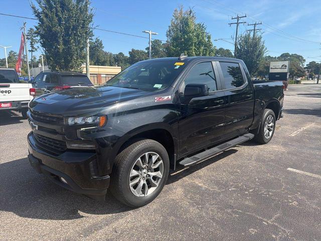 Photo of 2022 Black Chevrolet Silverado 1500