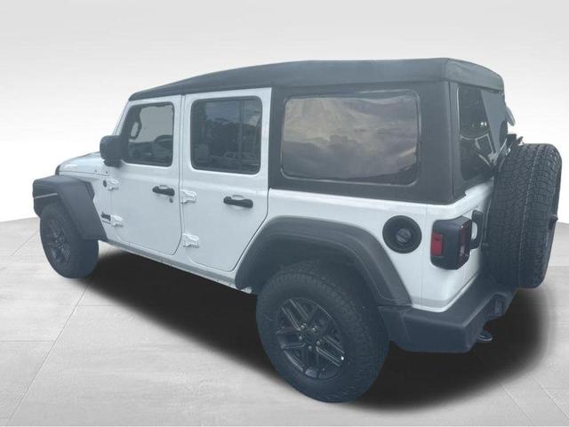 Photo of 2025 Bright White Clearcoat Jeep Wrangler