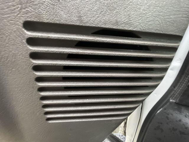 Photo of 2019 Summit White Chevrolet Express 3500