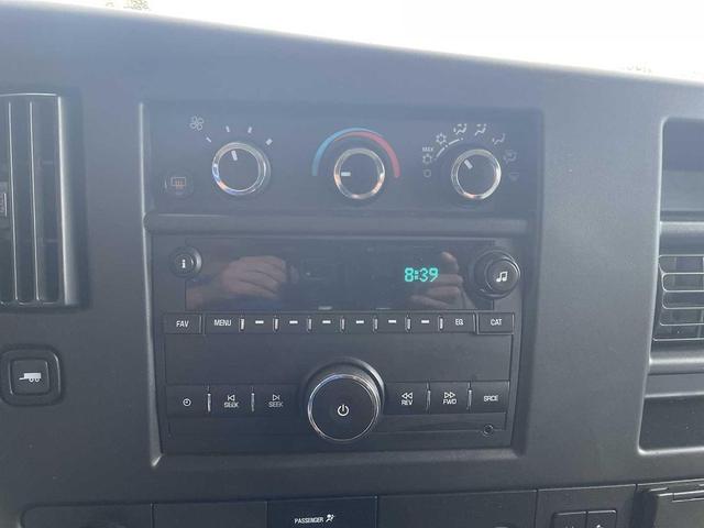 Photo of 2019 Summit White Chevrolet Express 3500