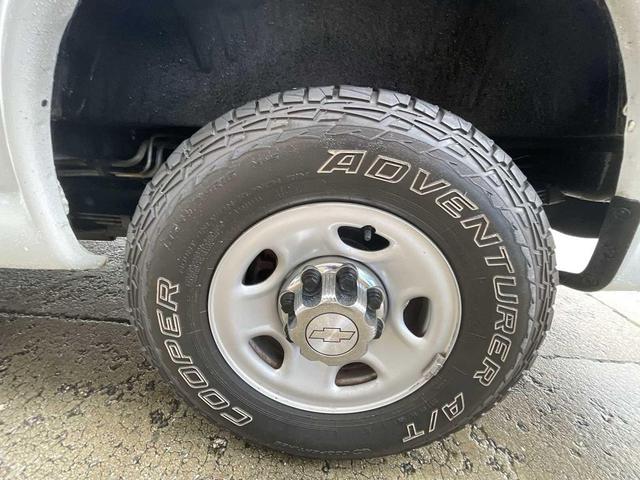 Photo of 2019 Summit White Chevrolet Express 3500