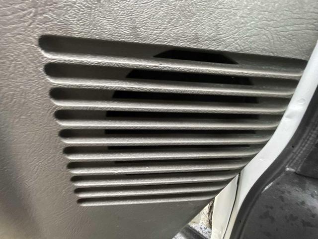 Photo of 2019 Summit White Chevrolet Express 3500