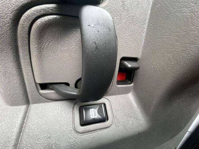 Photo of 2019 Summit White Chevrolet Express 3500