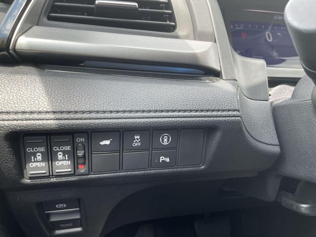 Photo of 2024 Platinum White Pearl Honda Odyssey