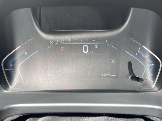 Photo of 2024 Platinum White Pearl Honda Odyssey