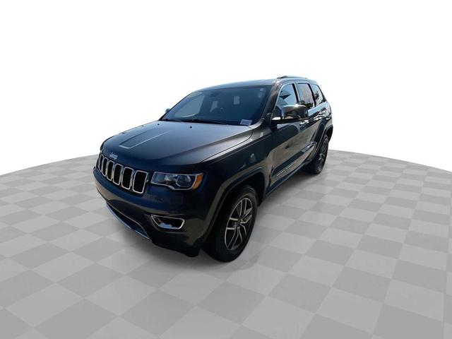Photo of 2020 Granite Crystal Metallic Clearcoat Jeep Grand Cherokee