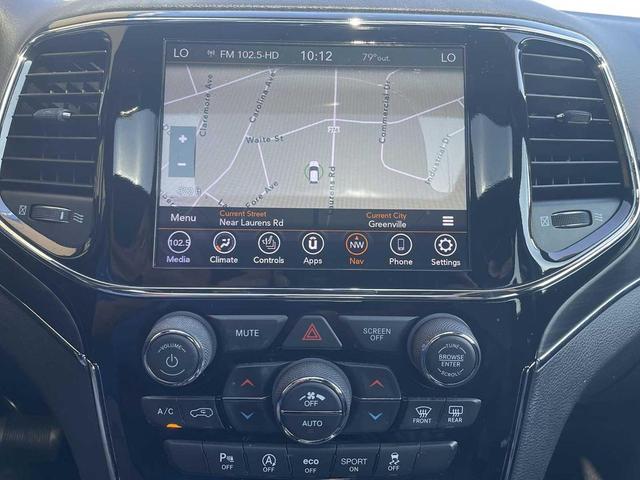 Photo of 2020 Granite Crystal Metallic Clearcoat Jeep Grand Cherokee