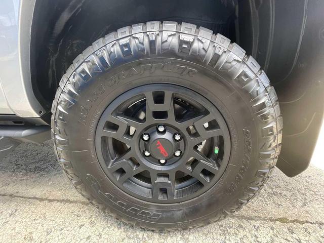 Photo of 2020 Classic Silver Metallic Toyota 4Runner