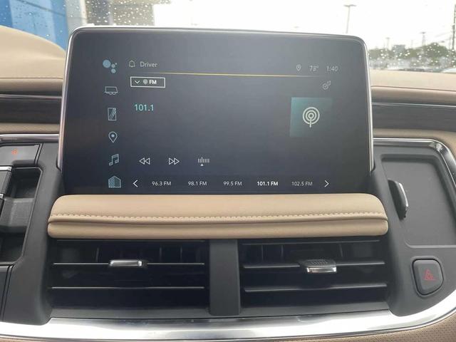 Photo of 2024 Summit White Chevrolet Tahoe