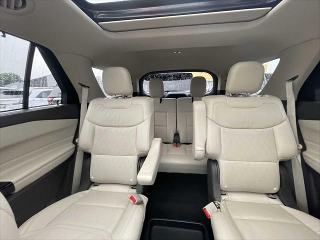 Photo of 2021 Star White Metallic Tri-Coat Ford Explorer