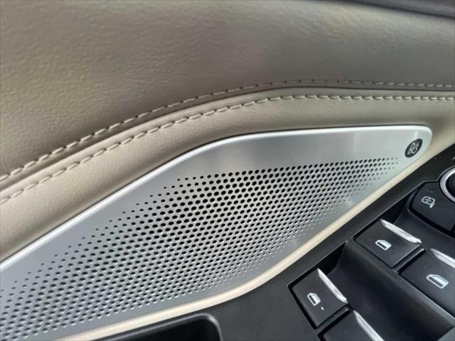 Photo of 2021 Star White Metallic Tri-Coat Ford Explorer