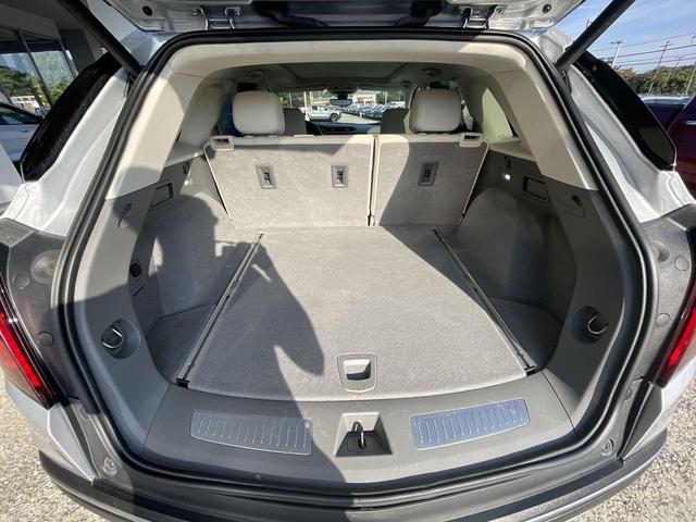 Photo of 2020 Radiant Silver Metallic Cadillac XT5