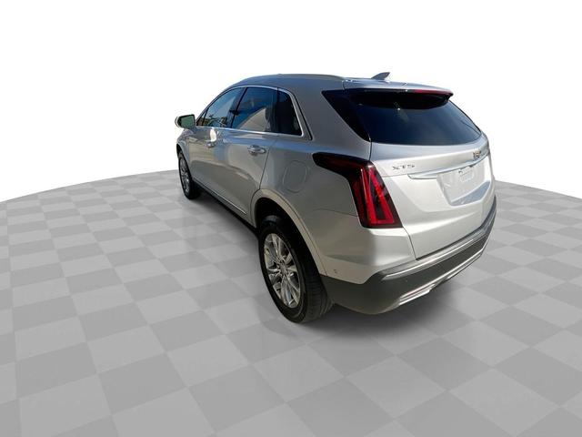 Photo of 2020 Radiant Silver Metallic Cadillac XT5