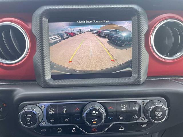 Photo of 2023 Gray Jeep Wrangler