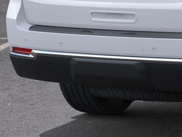 Photo of 2025 Summit White Chevrolet Tahoe