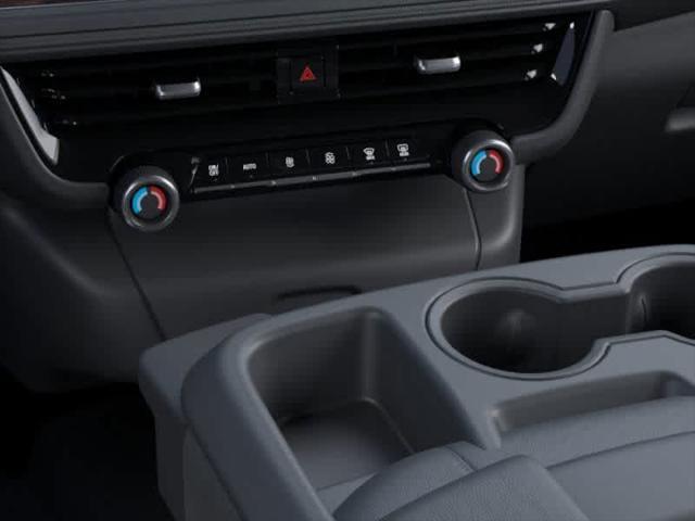 Photo of 2025 Summit White Chevrolet Tahoe