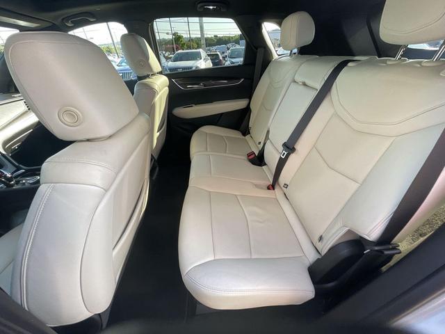 Photo of 2020 Radiant Silver Metallic Cadillac XT5