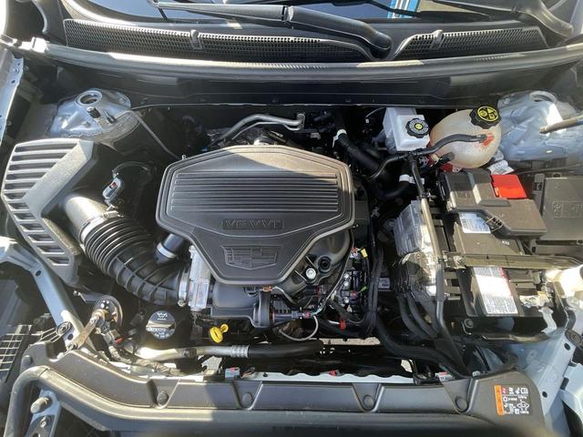 Photo of 2020 Radiant Silver Metallic Cadillac XT5
