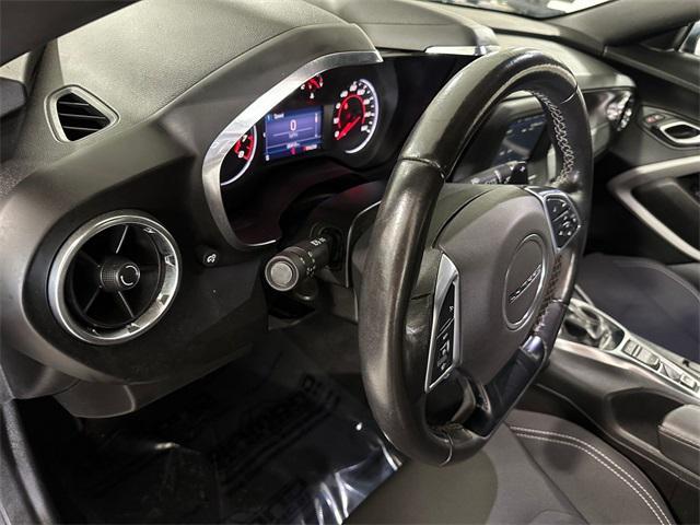 Photo of 2019 Shadow Gray Metallic Chevrolet Camaro
