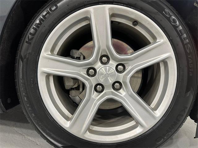 Photo of 2019 Shadow Gray Metallic Chevrolet Camaro