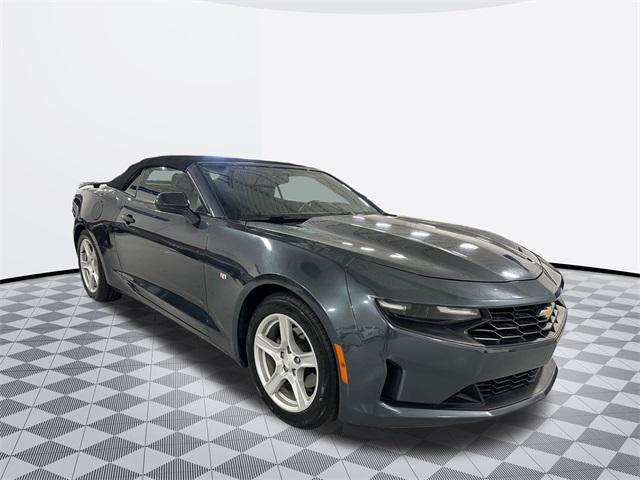 Photo of 2019 Shadow Gray Metallic Chevrolet Camaro