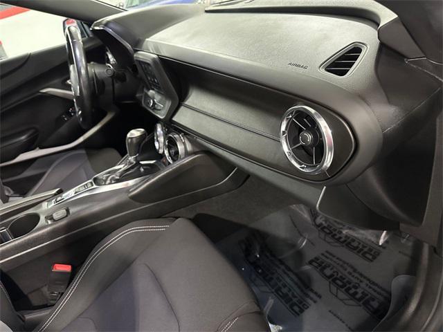 Photo of 2019 Shadow Gray Metallic Chevrolet Camaro