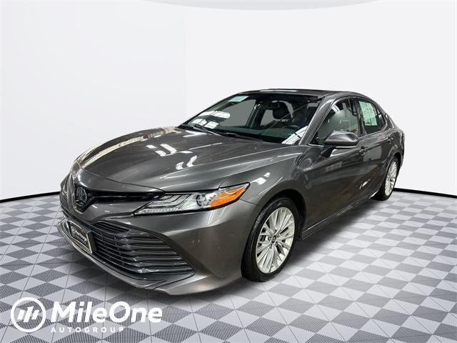 Photo of 2019 Predawn Gray Mica Toyota Camry Hybrid