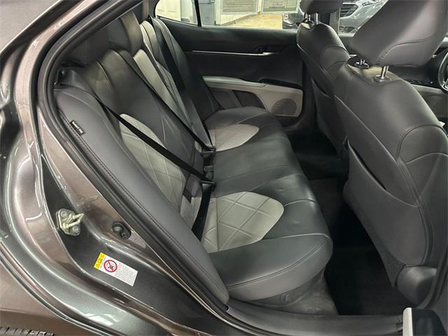Photo of 2019 Predawn Gray Mica Toyota Camry Hybrid