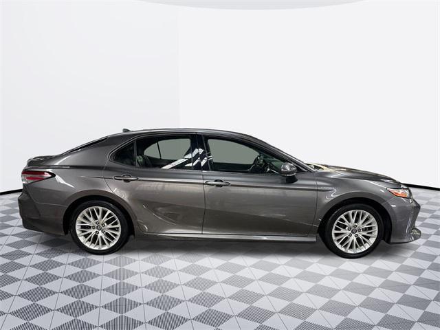 Photo of 2019 Predawn Gray Mica Toyota Camry Hybrid