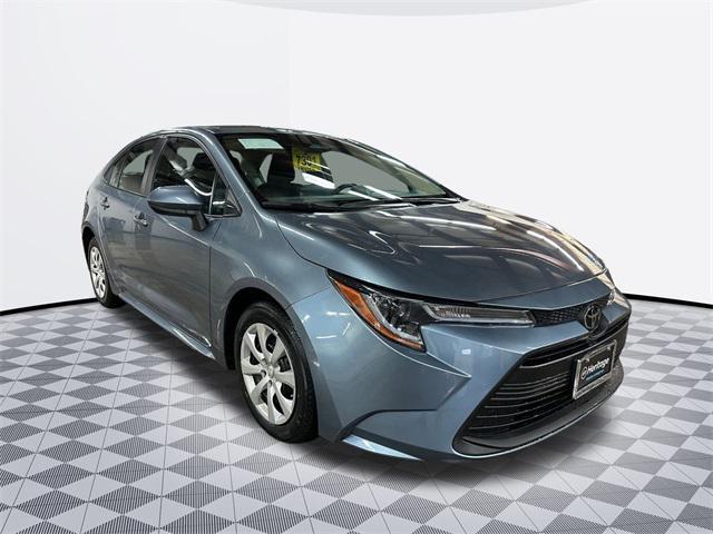 Photo of 2024 Celestite Toyota Corolla