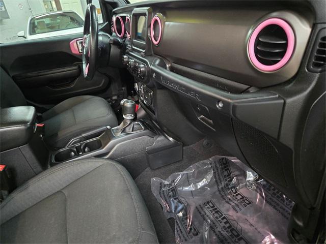 Photo of 2021 Black Clearcoat Jeep Wrangler Unlimited