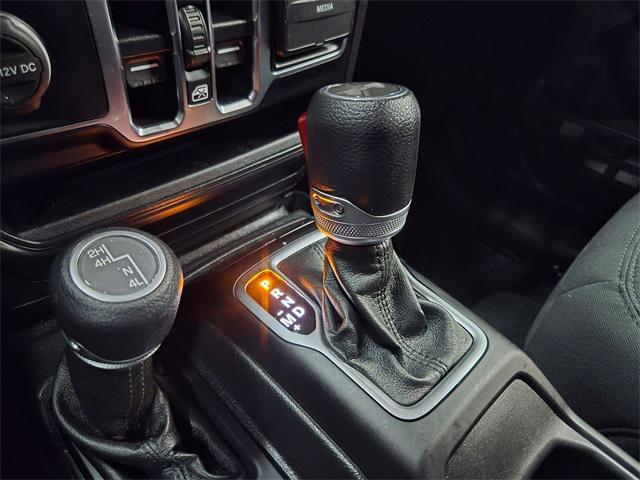 Photo of 2021 Black Clearcoat Jeep Wrangler Unlimited