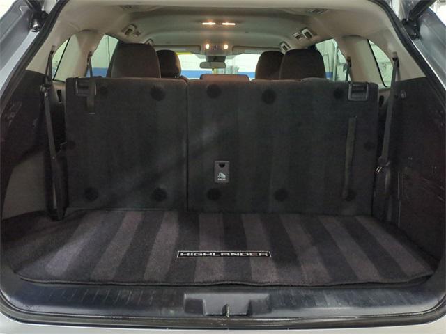 Photo of 2022 Celestial Silver Toyota Highlander