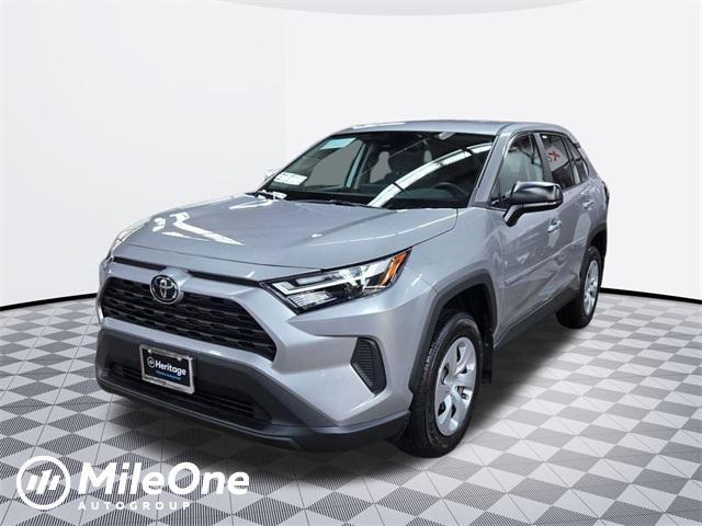 Photo of 2024 Silver Sky Metallic Toyota RAV4