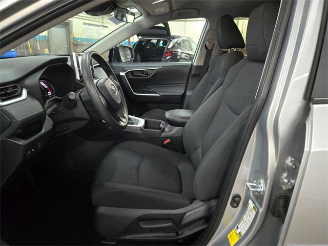 Photo of 2024 Silver Sky Metallic Toyota RAV4