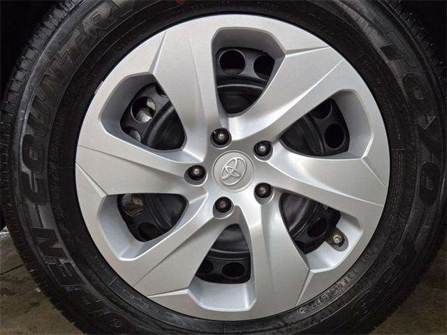 Photo of 2024 Silver Sky Metallic Toyota RAV4