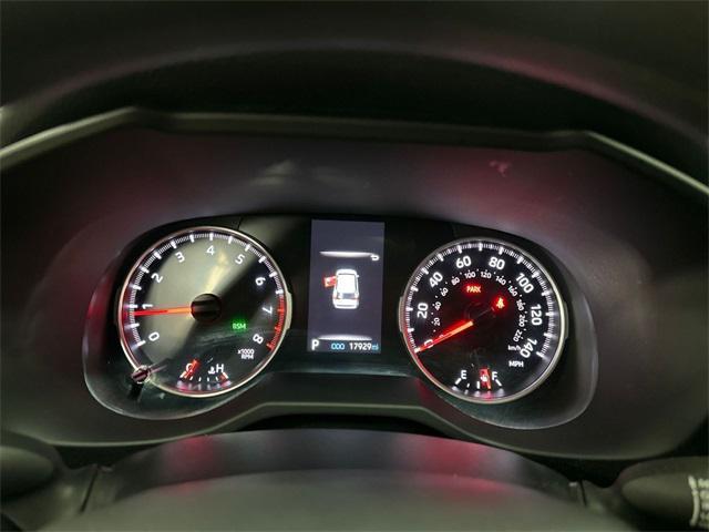 Photo of 2022 Silver Sky Metallic Toyota RAV4