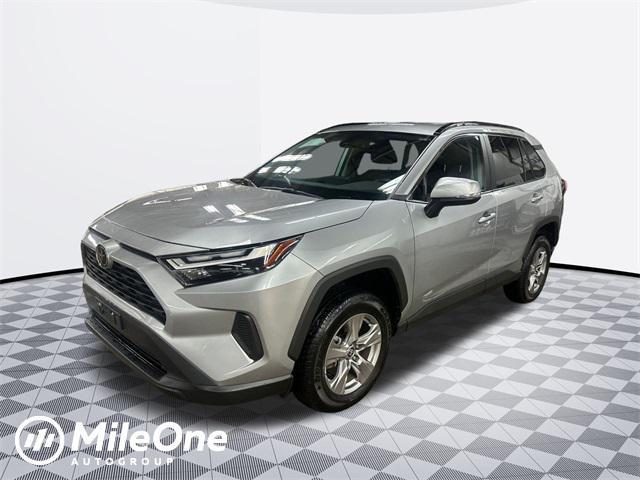Photo of 2022 Silver Sky Metallic Toyota RAV4