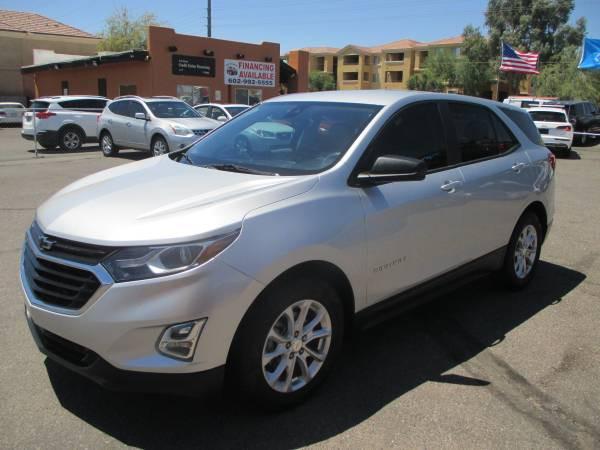 Photo of 2020 Silver Ice Metallic Chevrolet Equinox