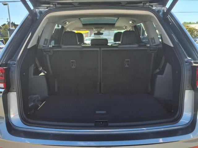 Photo of 2024 Platinum Gray Metallic Volkswagen Atlas