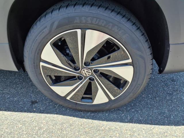 2025 Volkswagen Taos