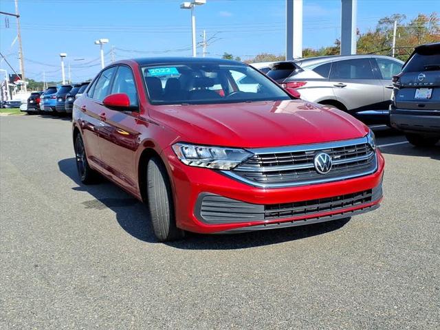 Photo of 2022 Kings Red Volkswagen Jetta