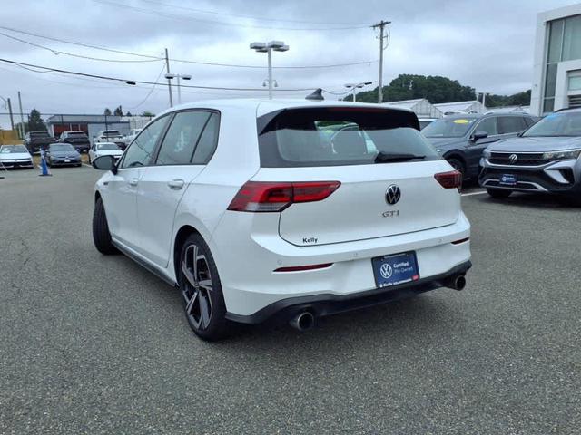Photo of 2024 Opal White Pearl Effect Volkswagen Golf GTI