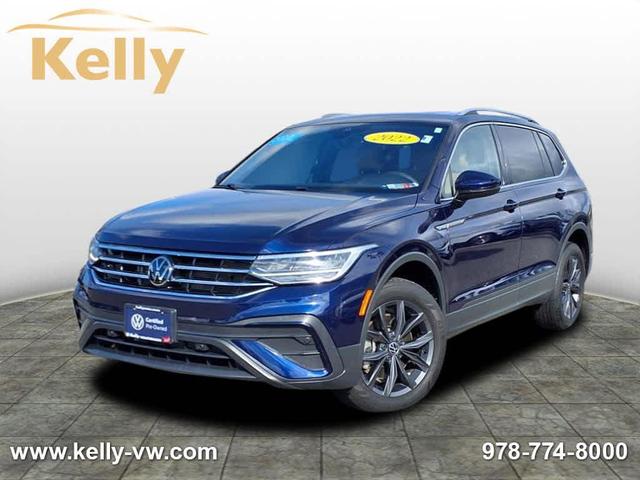 Photo of 2022 Atlantic Blue Volkswagen Tiguan